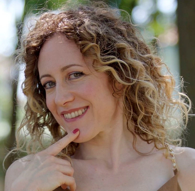 Cinzia - Team Builder